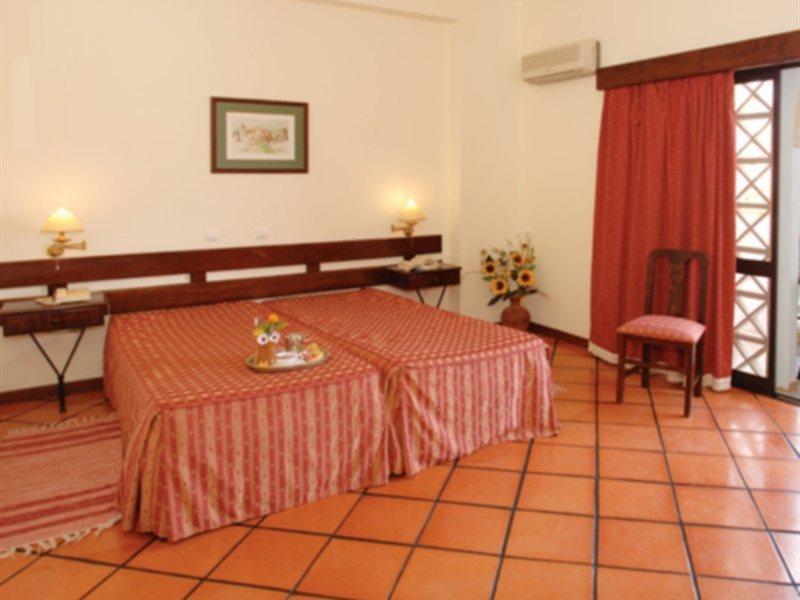 סילבס Hotel Colina Dos Mouros מראה חיצוני תמונה
