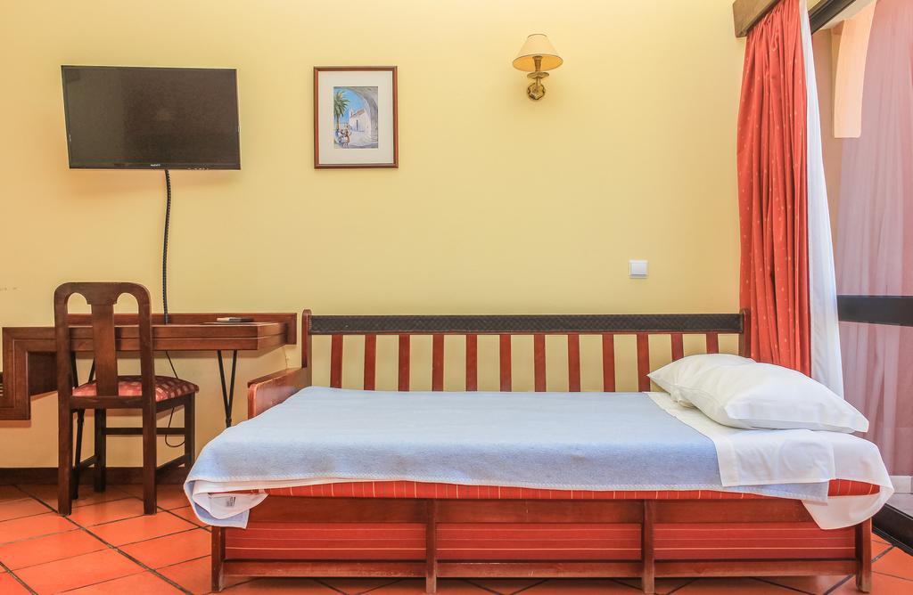 סילבס Hotel Colina Dos Mouros מראה חיצוני תמונה